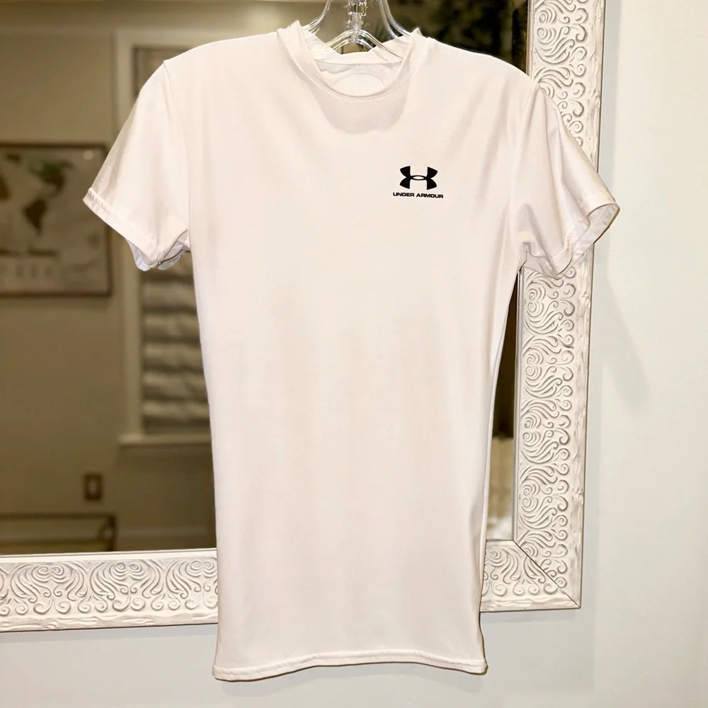 Under Armour Short Sleeve High Neck Stretch White Shirt - M
